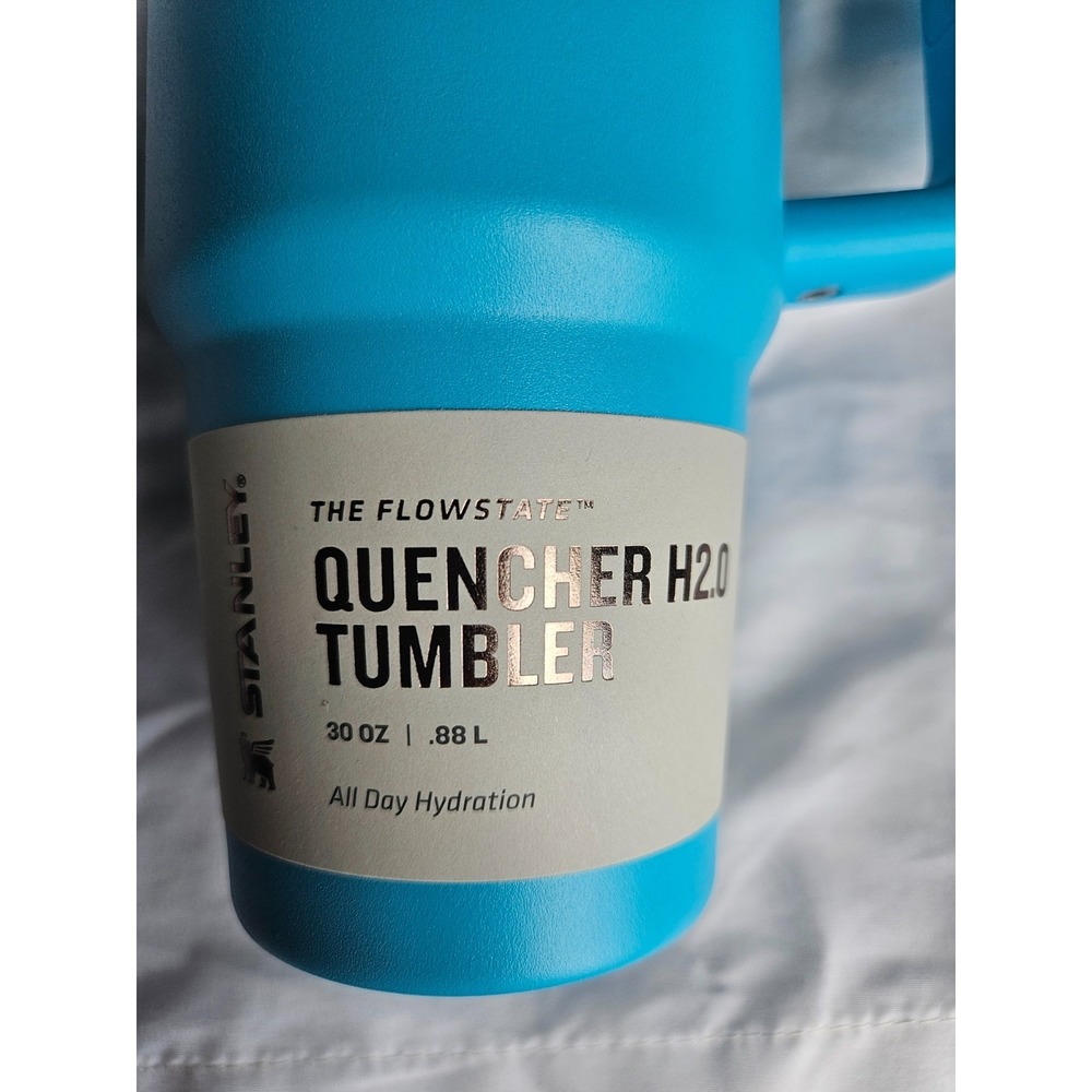 Stanley Quencher H2.0 Tumbler with Handle and Straw 30 oz.  Splash - Picture 3 of 6